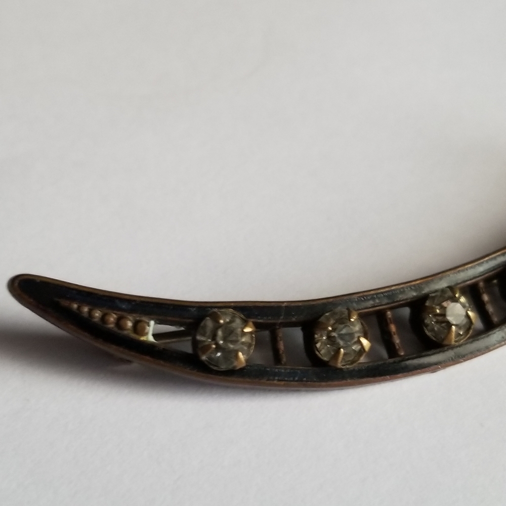 Relisted - Antique crescent moon brooch black enamel pin victorian vintage - Picture 9 of 12